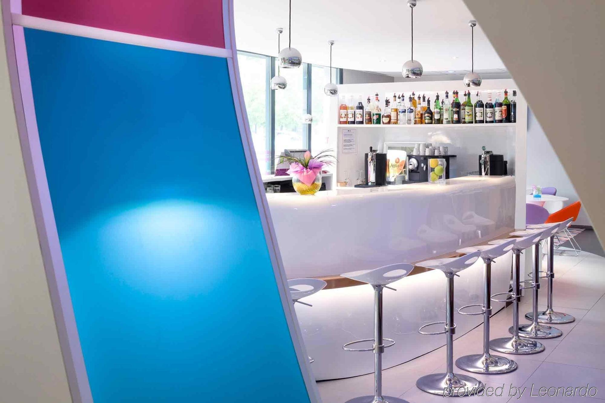 Ibis Montbeliard Hotell Exteriör bild