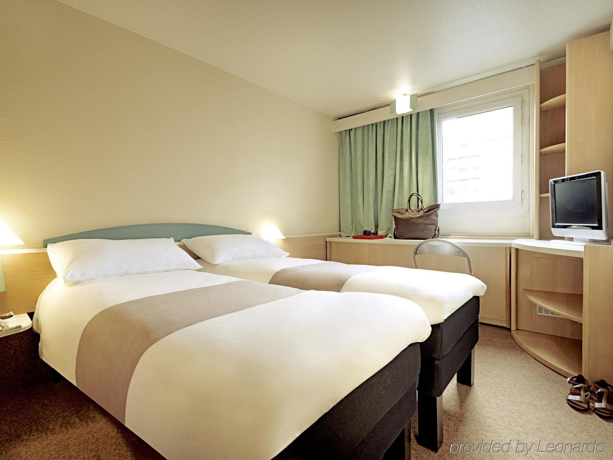 Ibis Montbeliard Hotell Exteriör bild