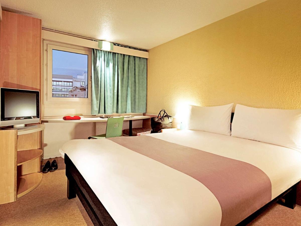 Ibis Montbeliard Hotell Exteriör bild