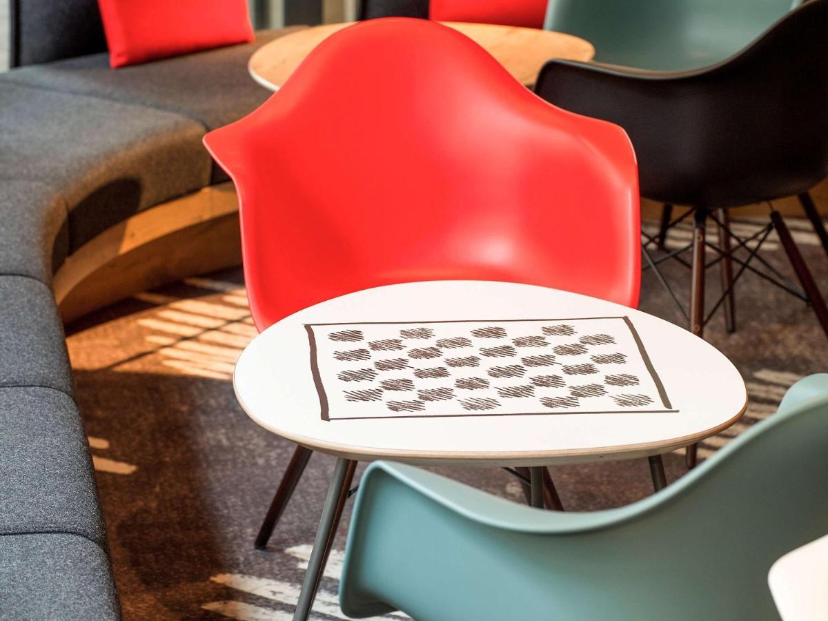 Ibis Montbeliard Hotell Exteriör bild